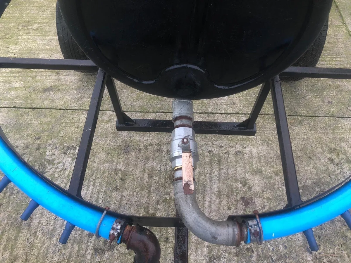 42 Teat Mobile Calf Feeder For Sale - Image 3