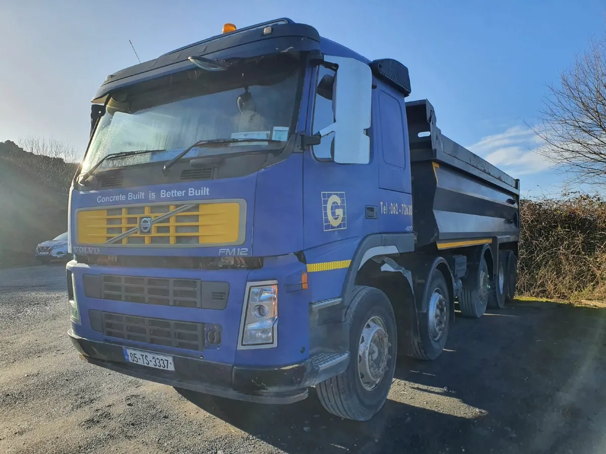 2005 Volvo FM 12 Tipper Truck - Image 1