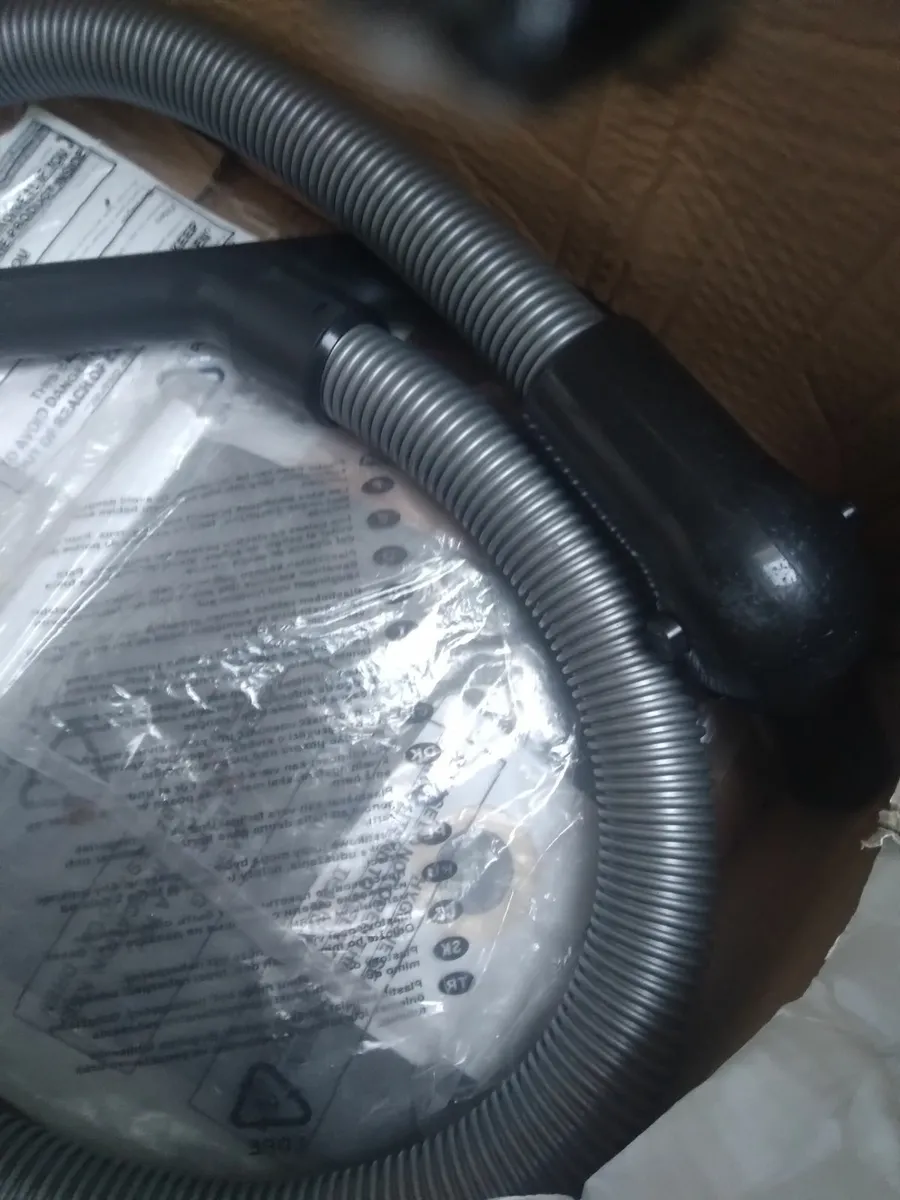 House Hoover - Image 2