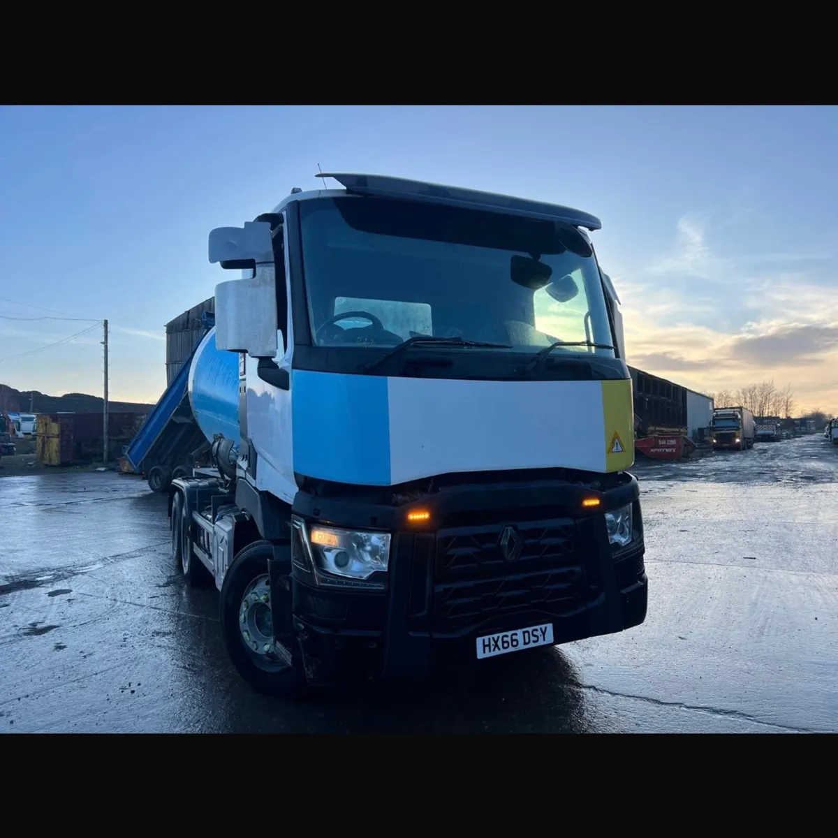 Renault Liebherr Mixer - Image 2