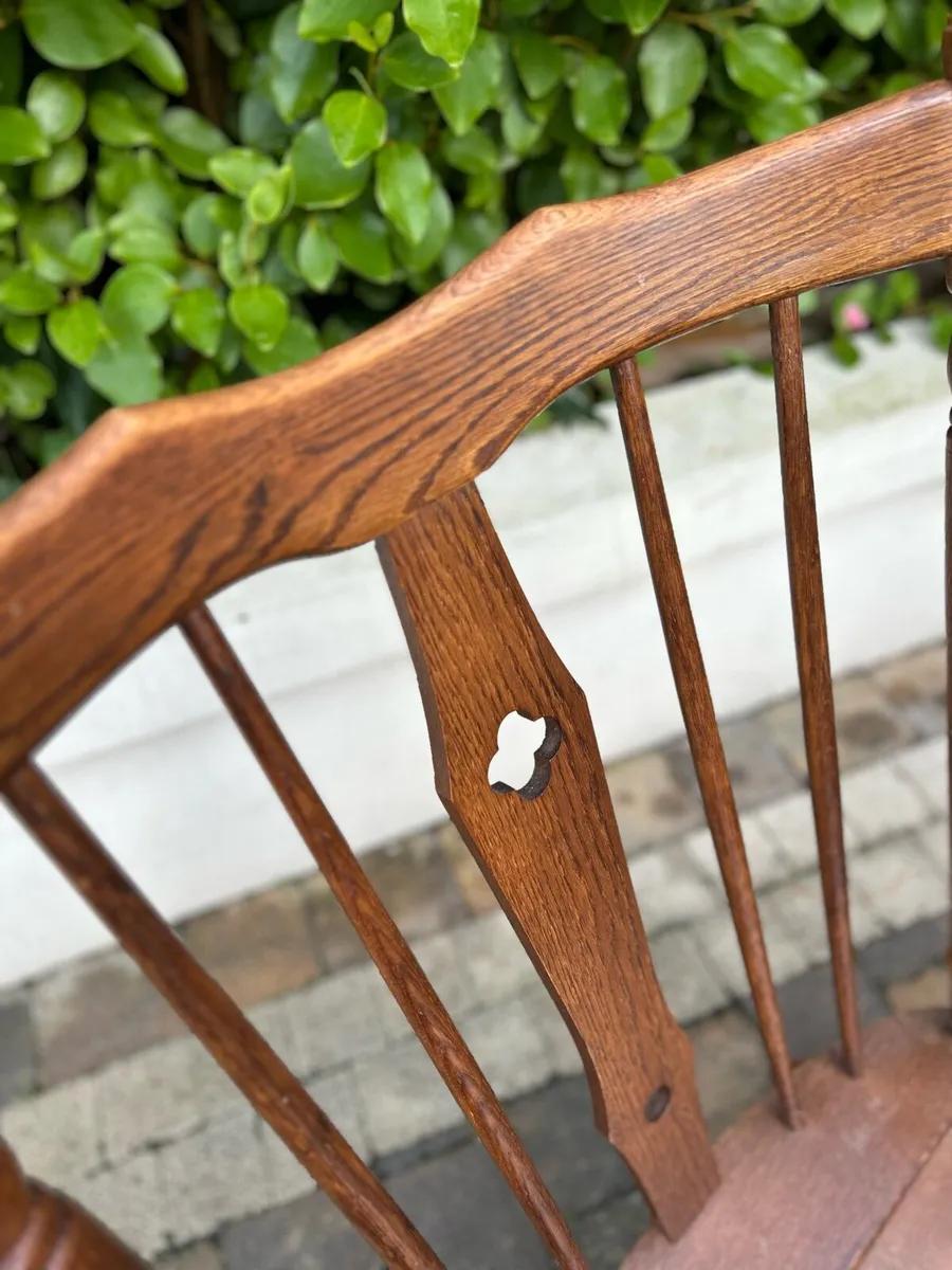 Antique oak gothic lounge chair - Image 2