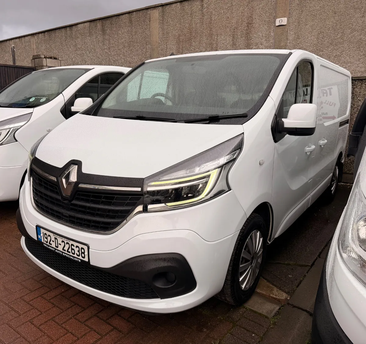 192 Renault Trafic 2.0 Litre