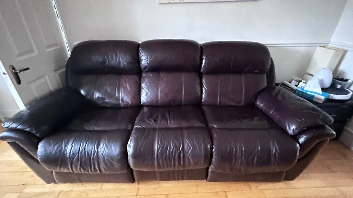 3 piece suite - Image 1