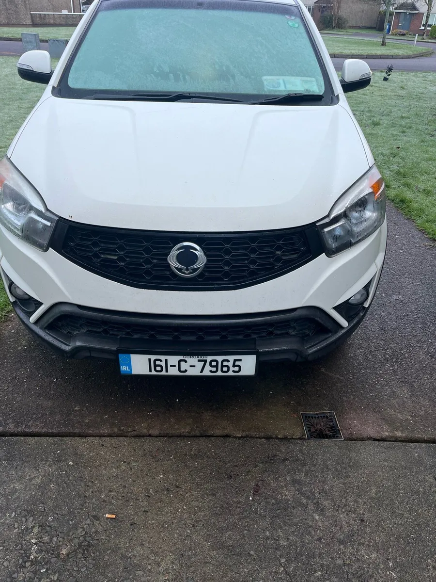 Commercial jeep - Image 1