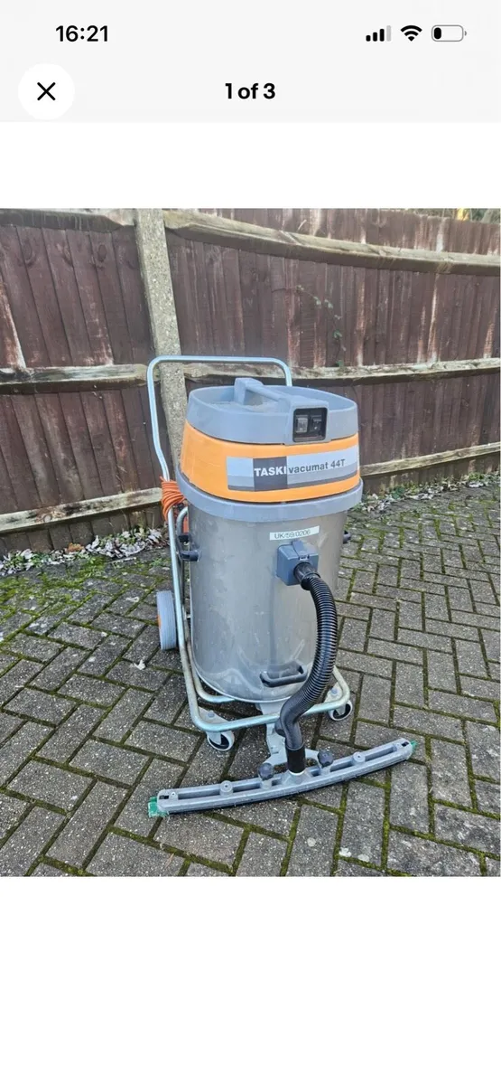 Taski floor polisher scrubber sander and wet vac - Image 2