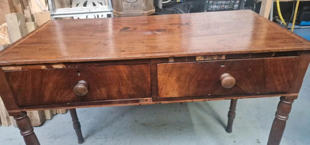 Antique table - Image 4
