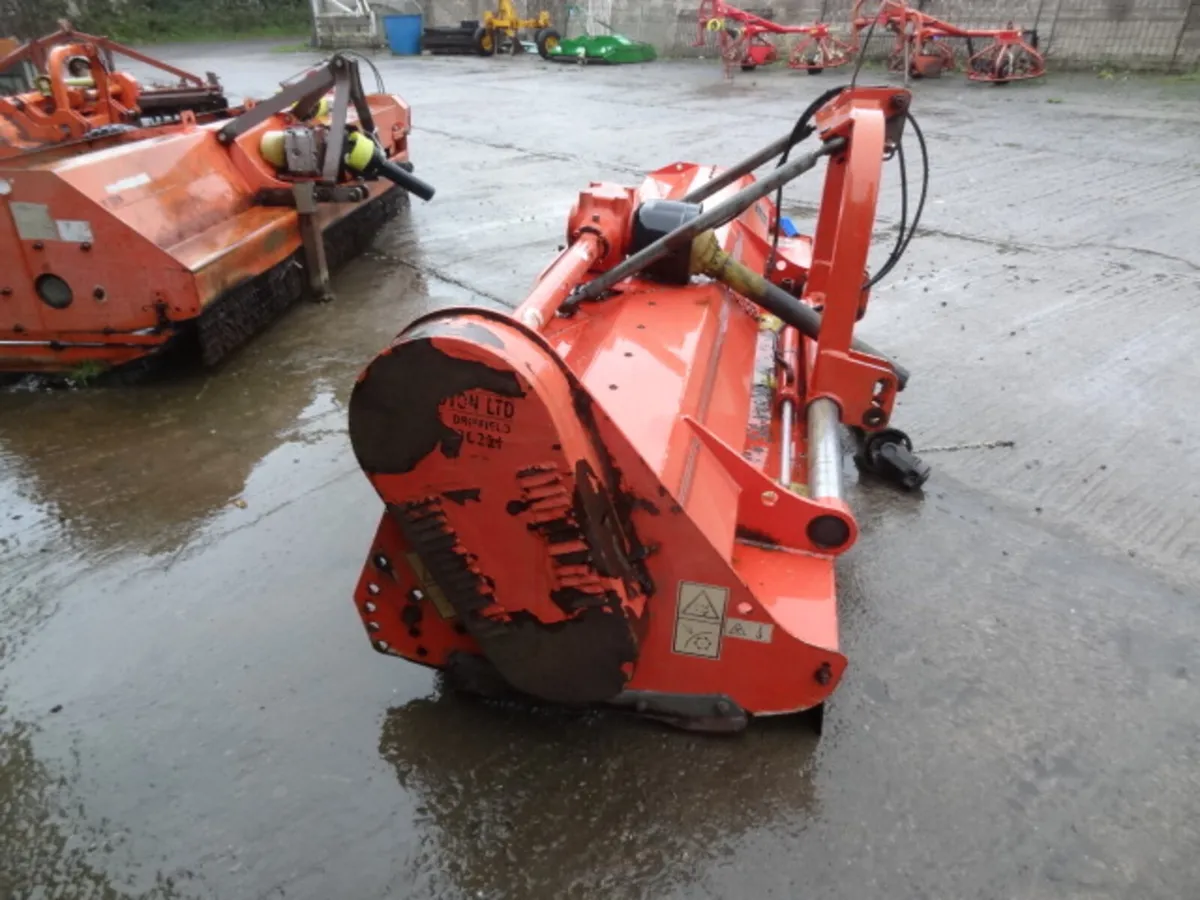 Kuhn VKM305 Mounted Flail Mower Mulcher Topper - Image 4