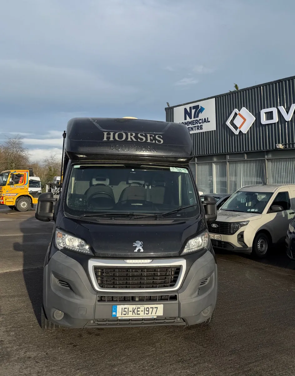 Equitrek 151 2stall Horsebox - Image 2