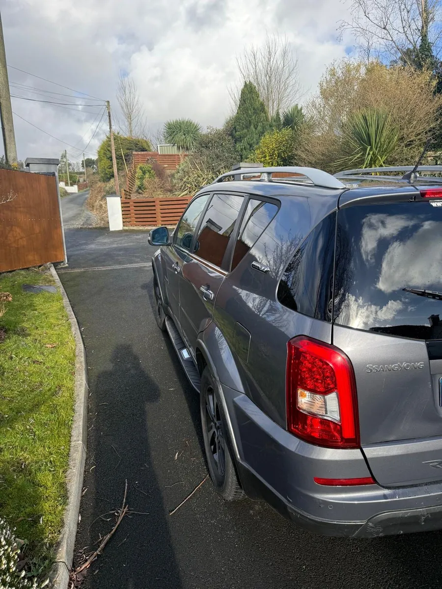 2017 Ssang Yong Rexton - Image 3