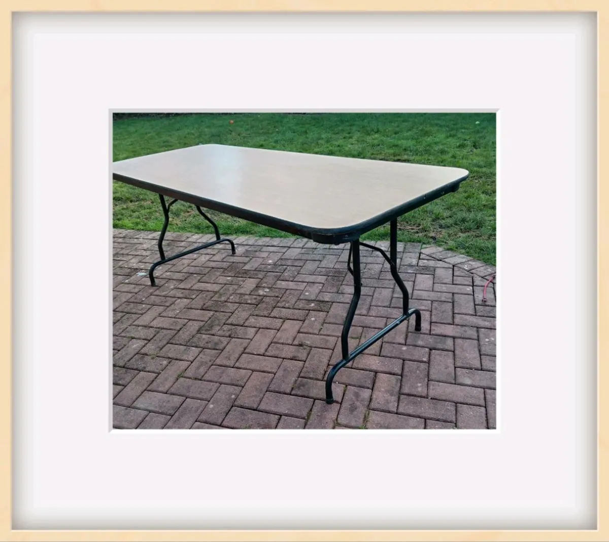 Heavy weight fold up table - Image 1