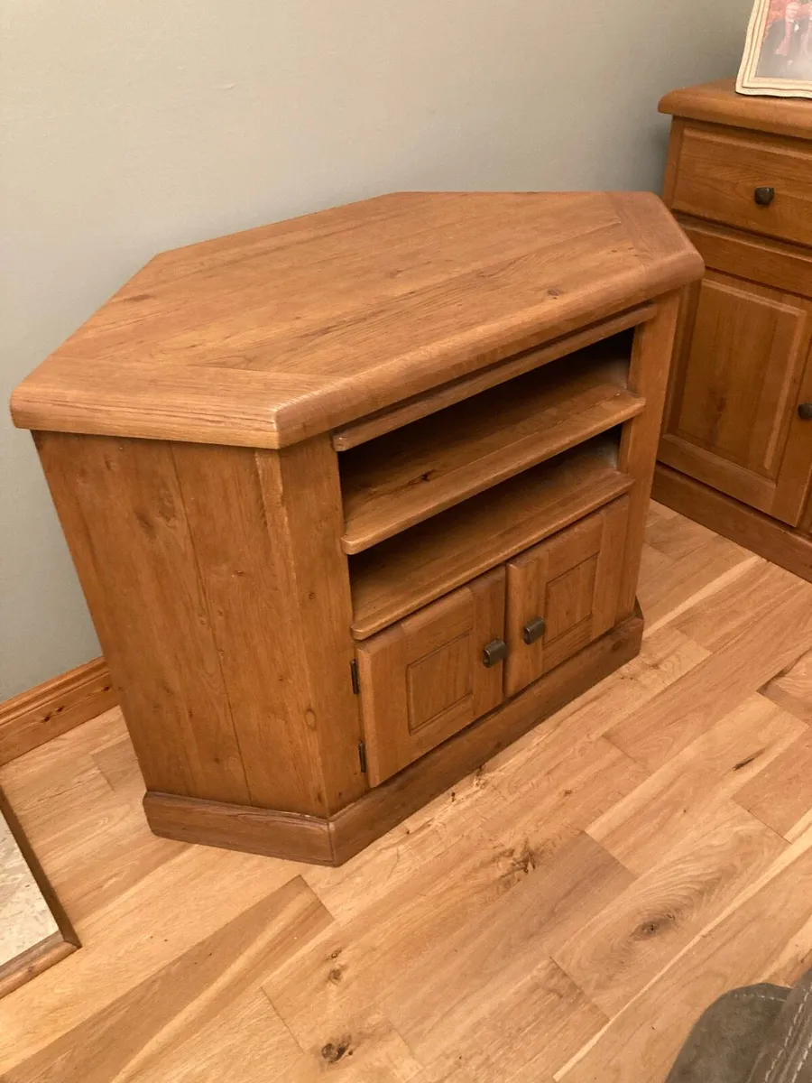 Corner Unit - Image 1