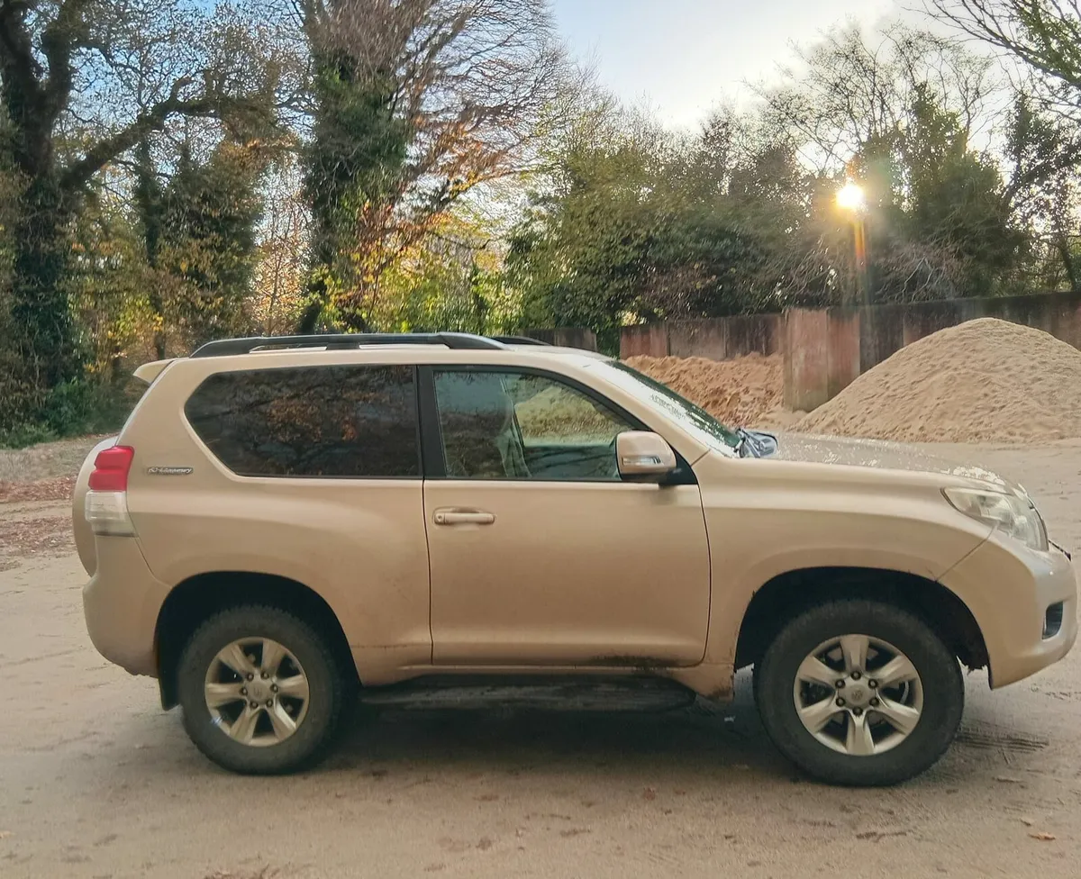 Landcruiser - Image 2