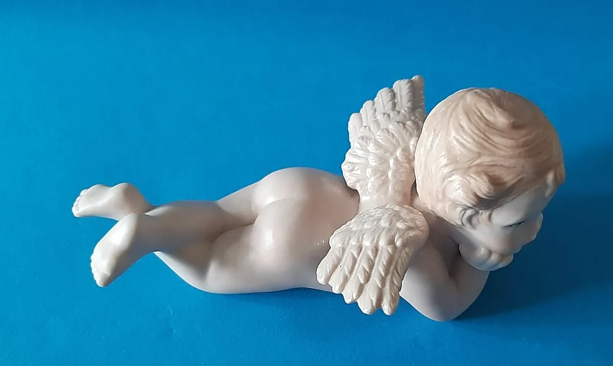 Angel figurine - Image 3