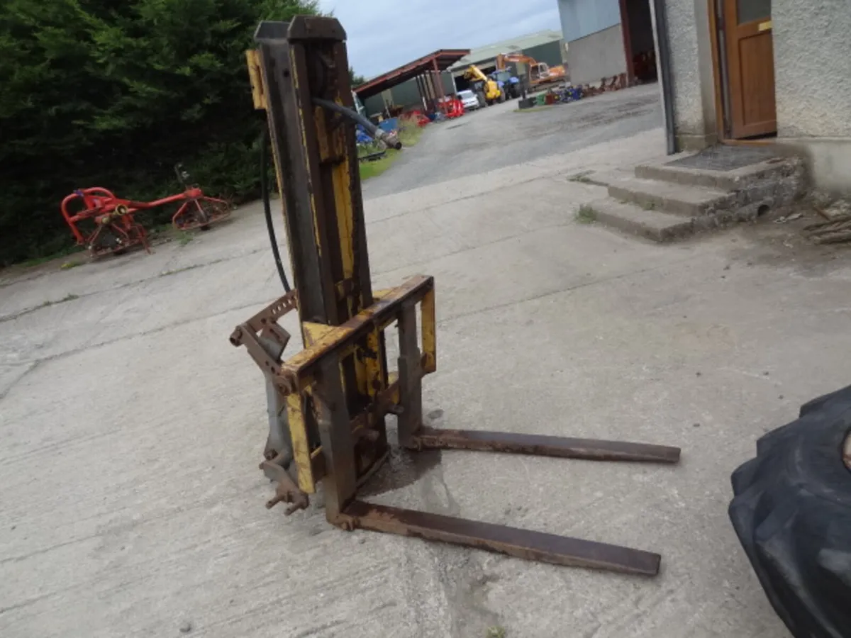Bogballe Forklift Mast - Image 1