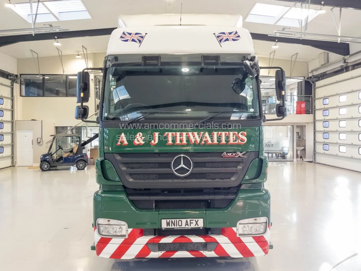 2010 MERCEDES BENZ AXOR 1843 HIGH SLEEPER CAB - Image 2