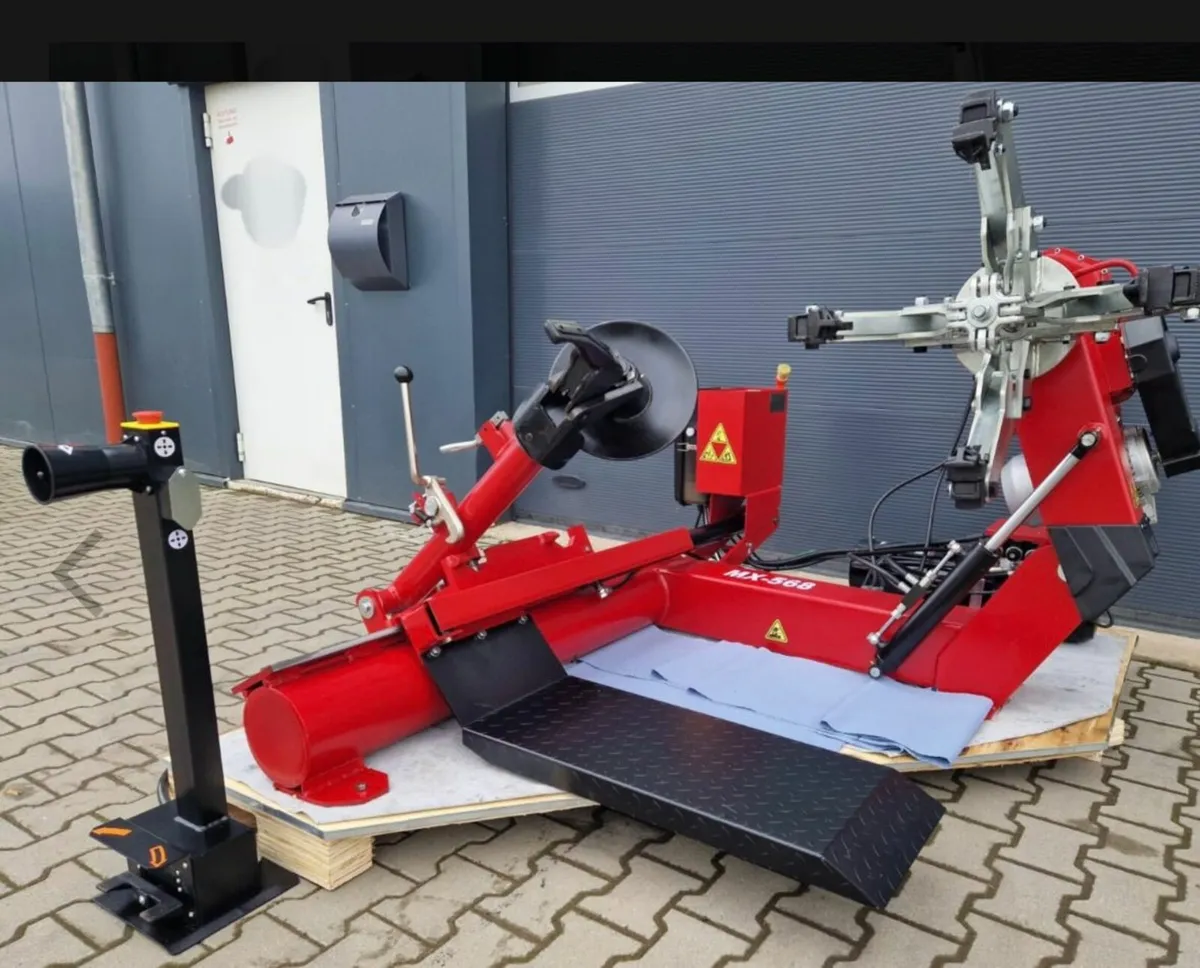 Truck Tyre Changer (3Phase) - Image 1