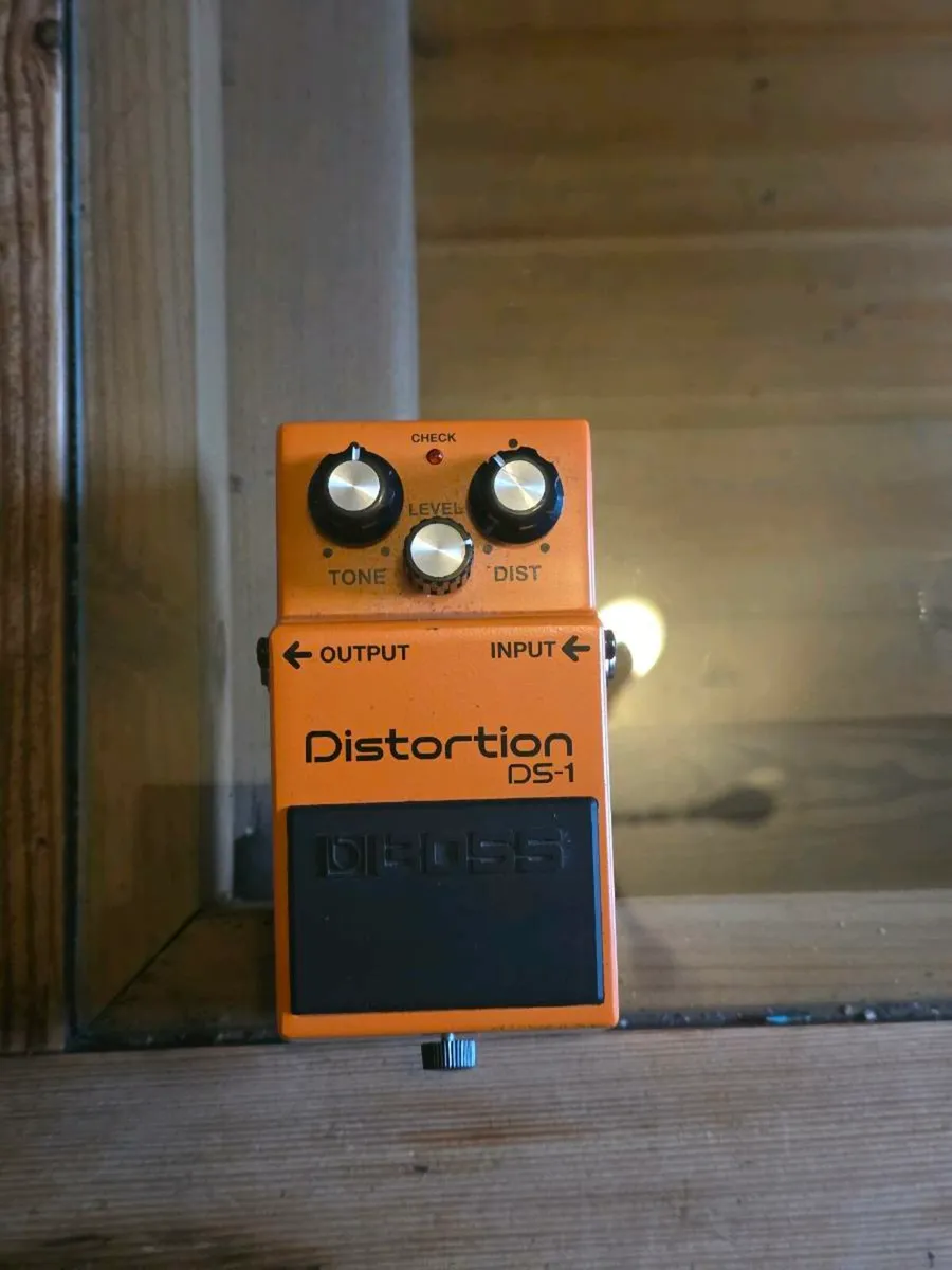 Boss DS-1 Distortion - Image 1