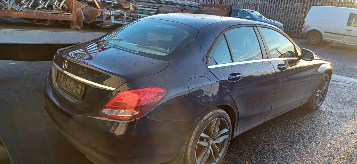 2016 MERCEDES C220D BREAKING - Image 3