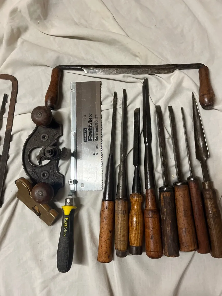 Hand tools - Image 1