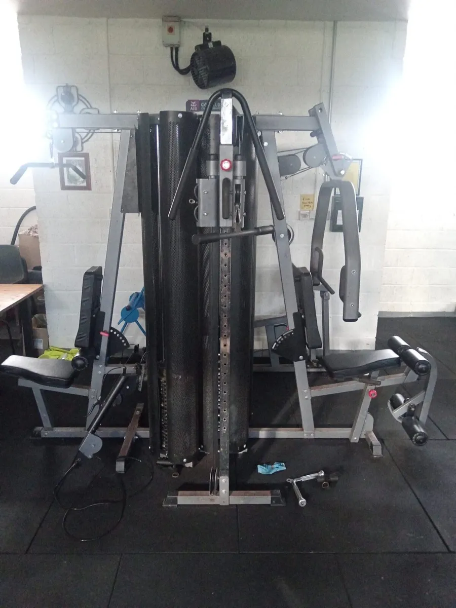 Gym equipment - Image 1