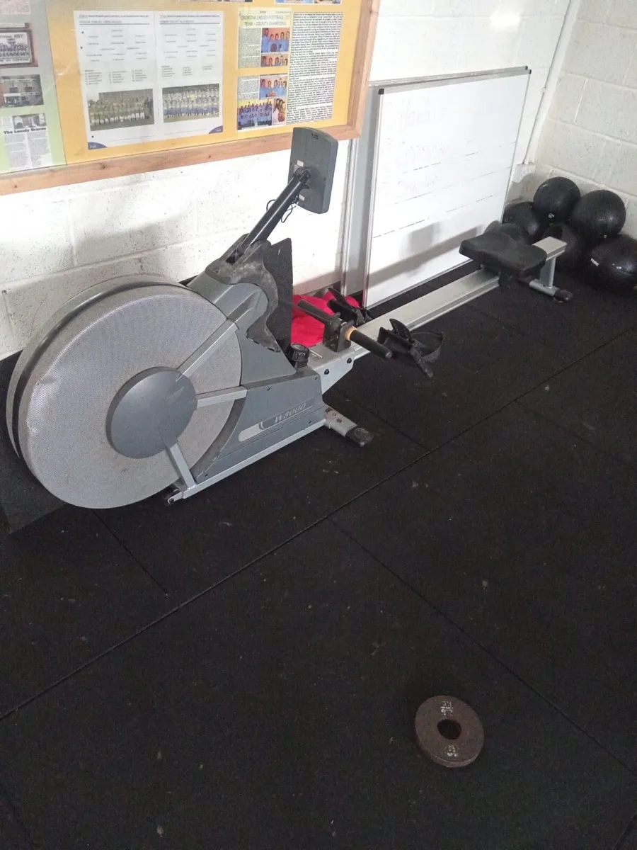Gym equipment - Image 4