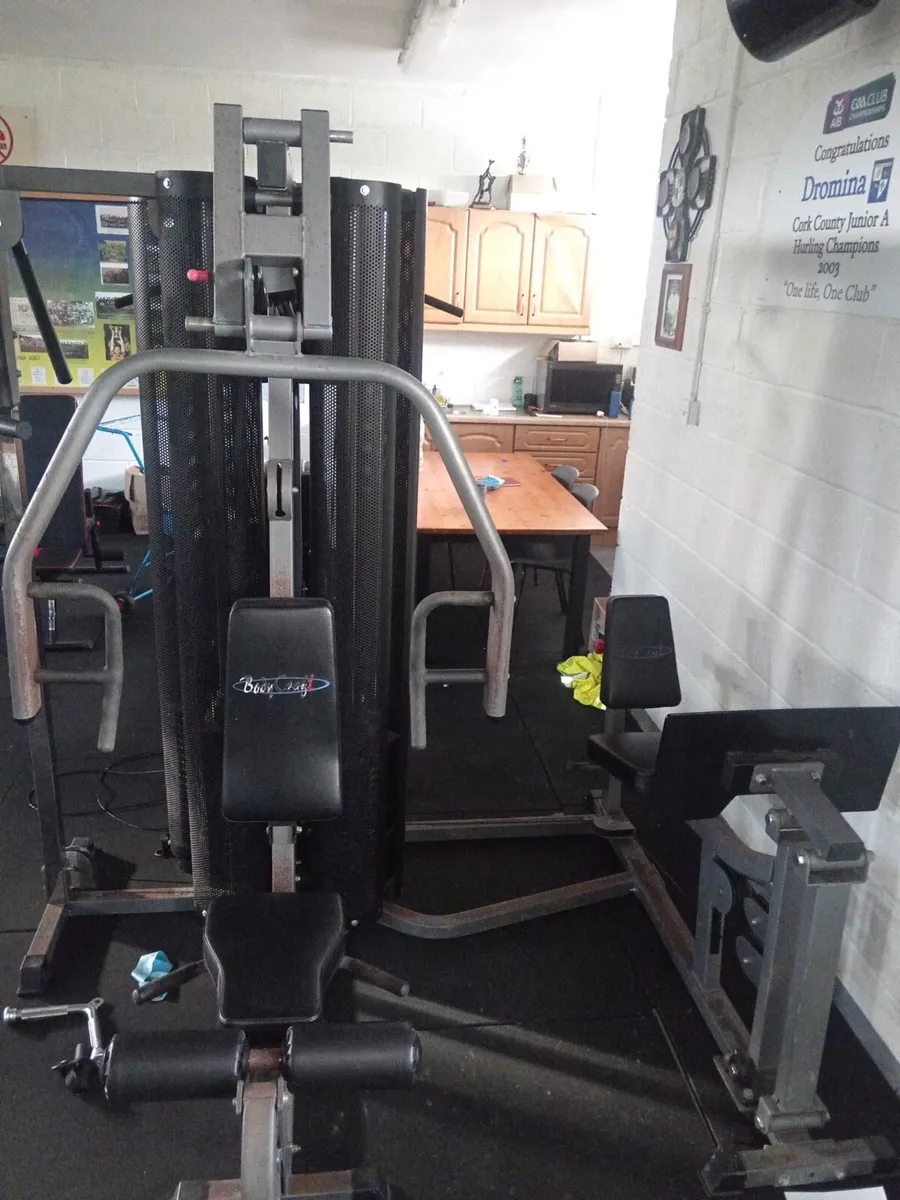 Gym equipment - Image 3