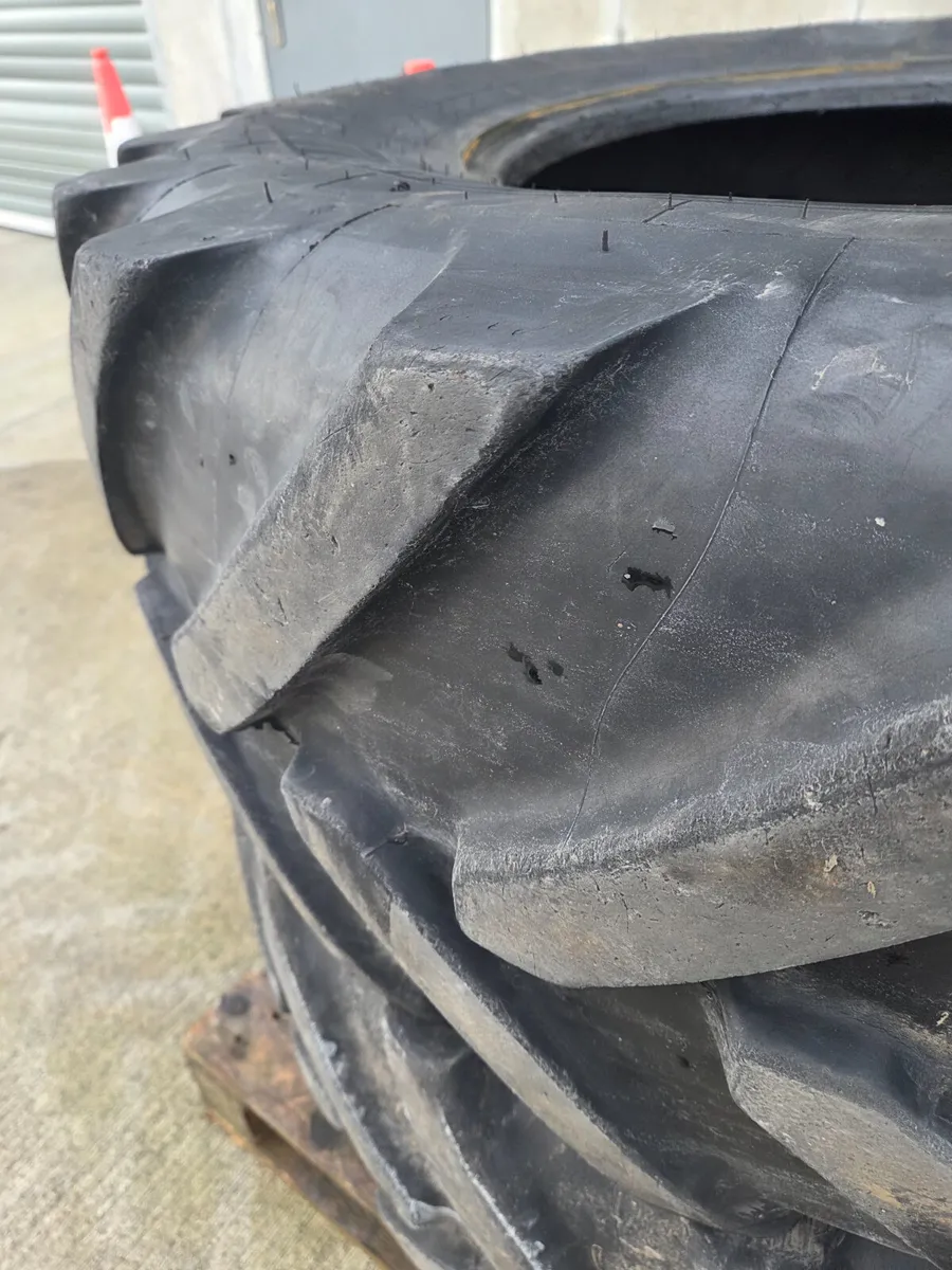 2 x Michelin Tyres - Image 3