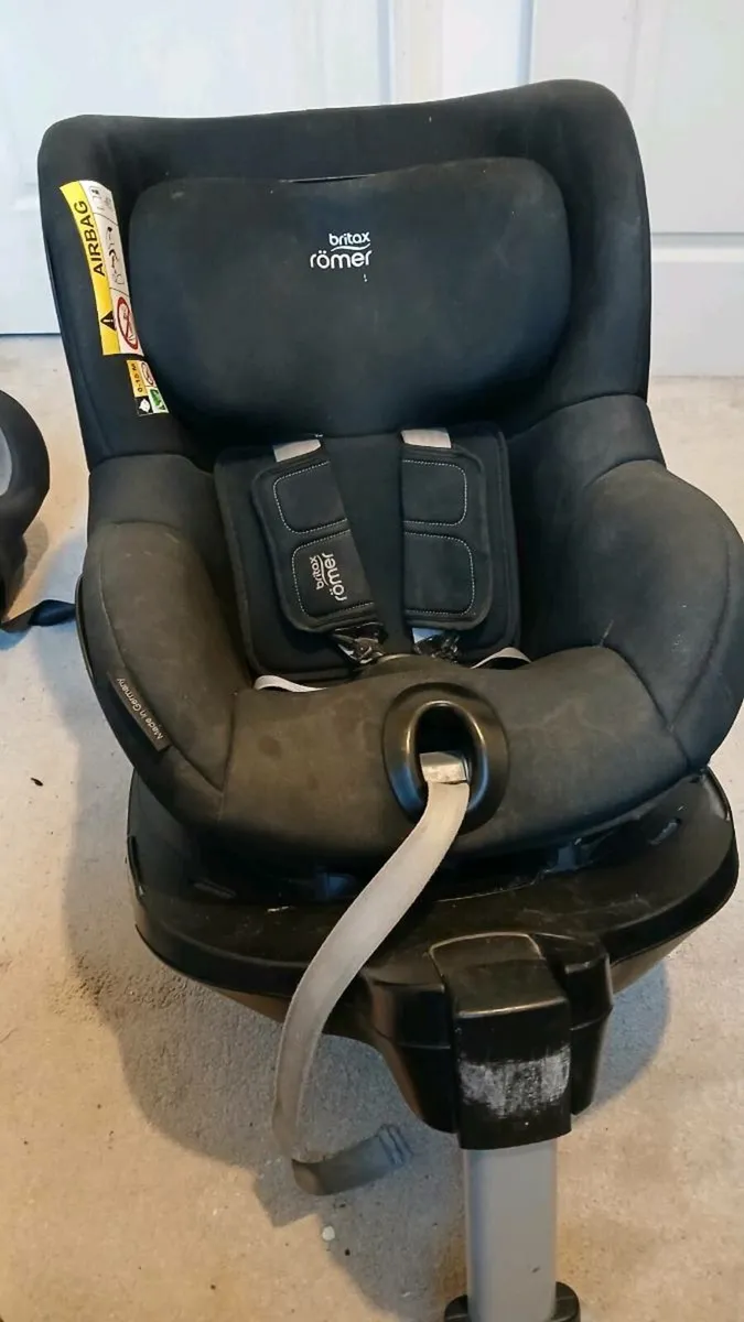 Britain romer car seat 0-15m - Image 1