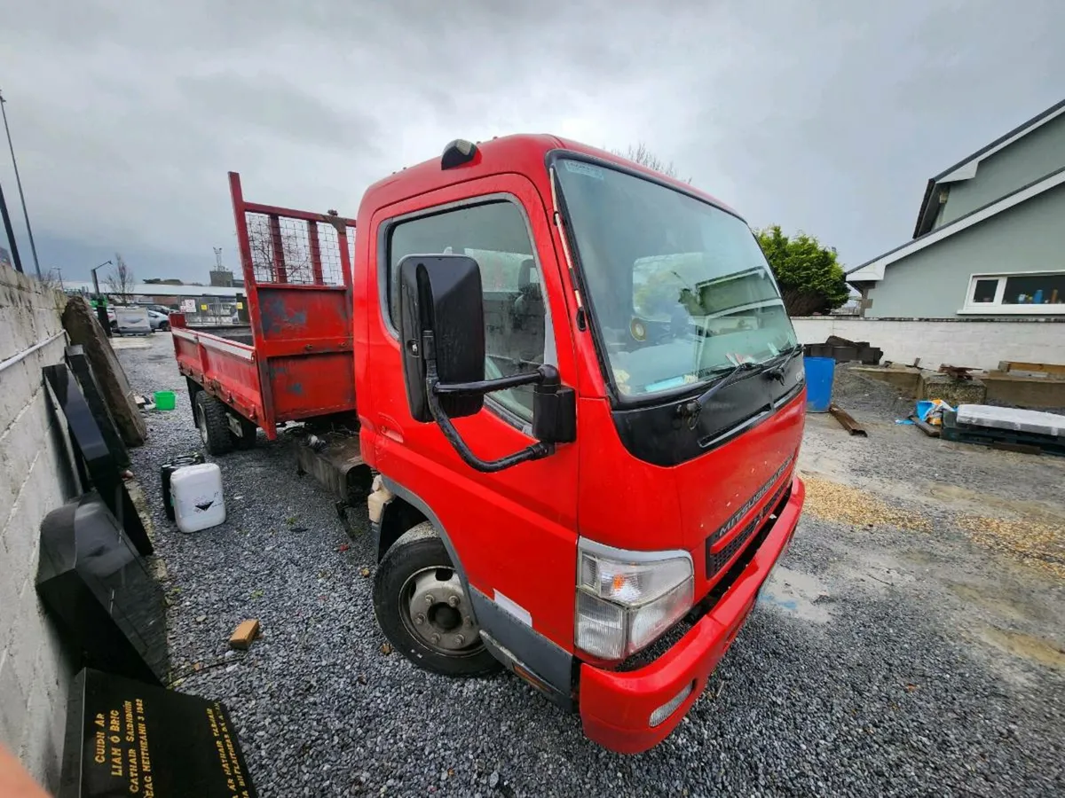2007 mitsubishi canter fuso tipper no crane. - Image 4