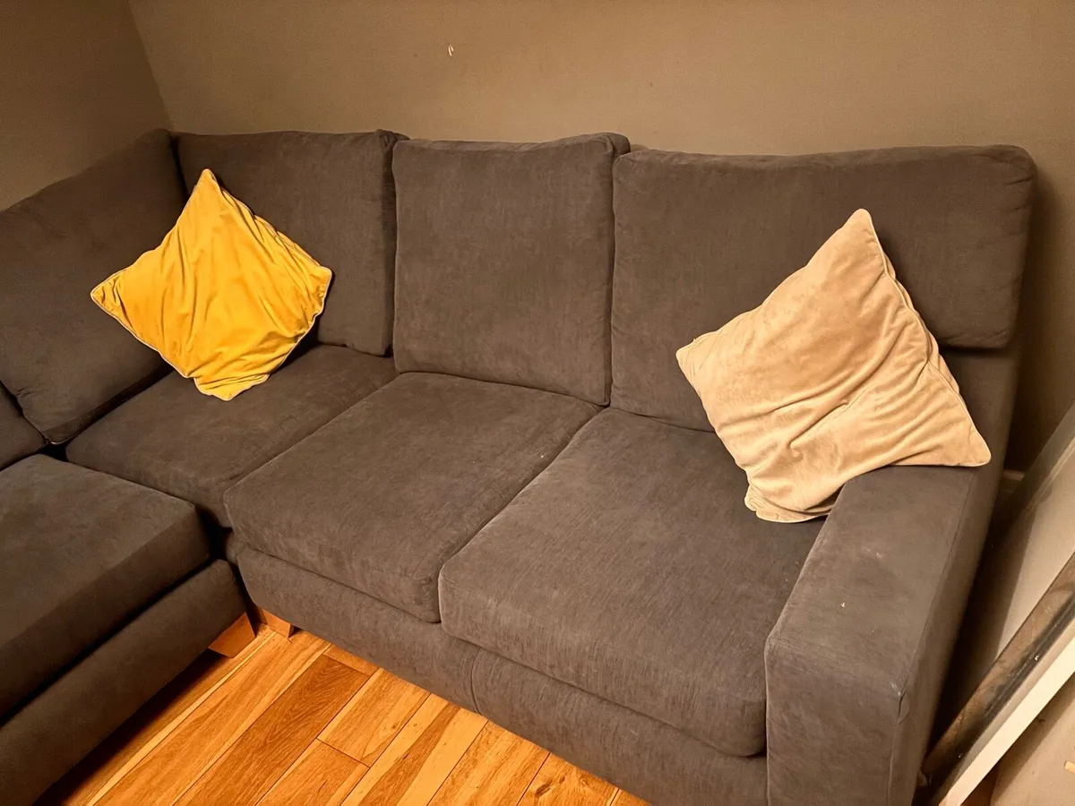 Sofa - Image 3