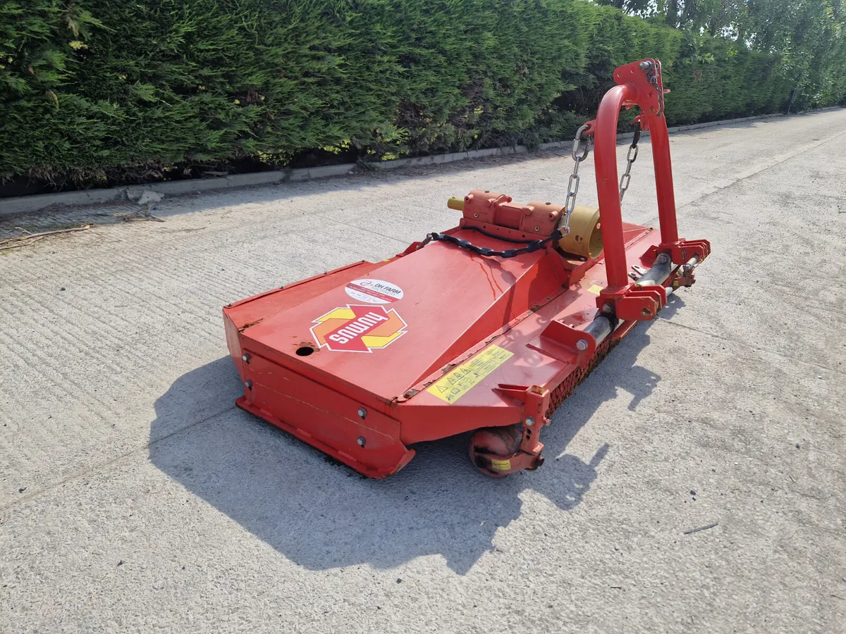 Humus STO 260 finishing mower - Image 2