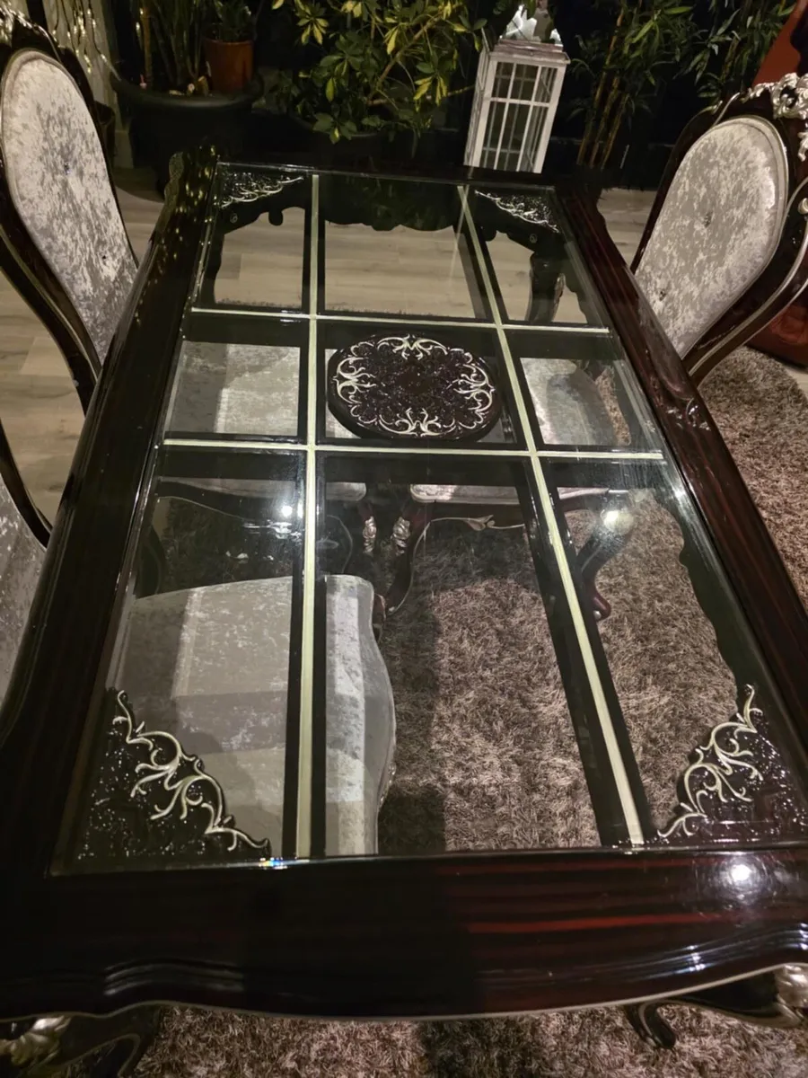 Casa padrino 4 dinning chairs and table - Image 4