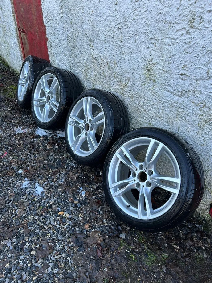 18 inch BMW style 400m alloy wheels and tyres - Image 3