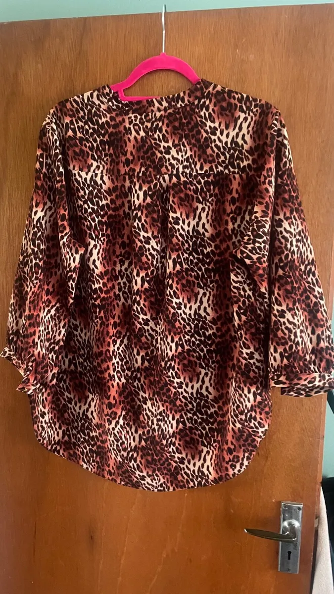 Womens top - Image 3