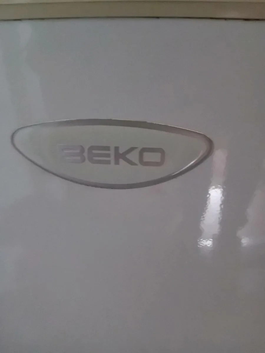 Beko under counter freezer - Image 2