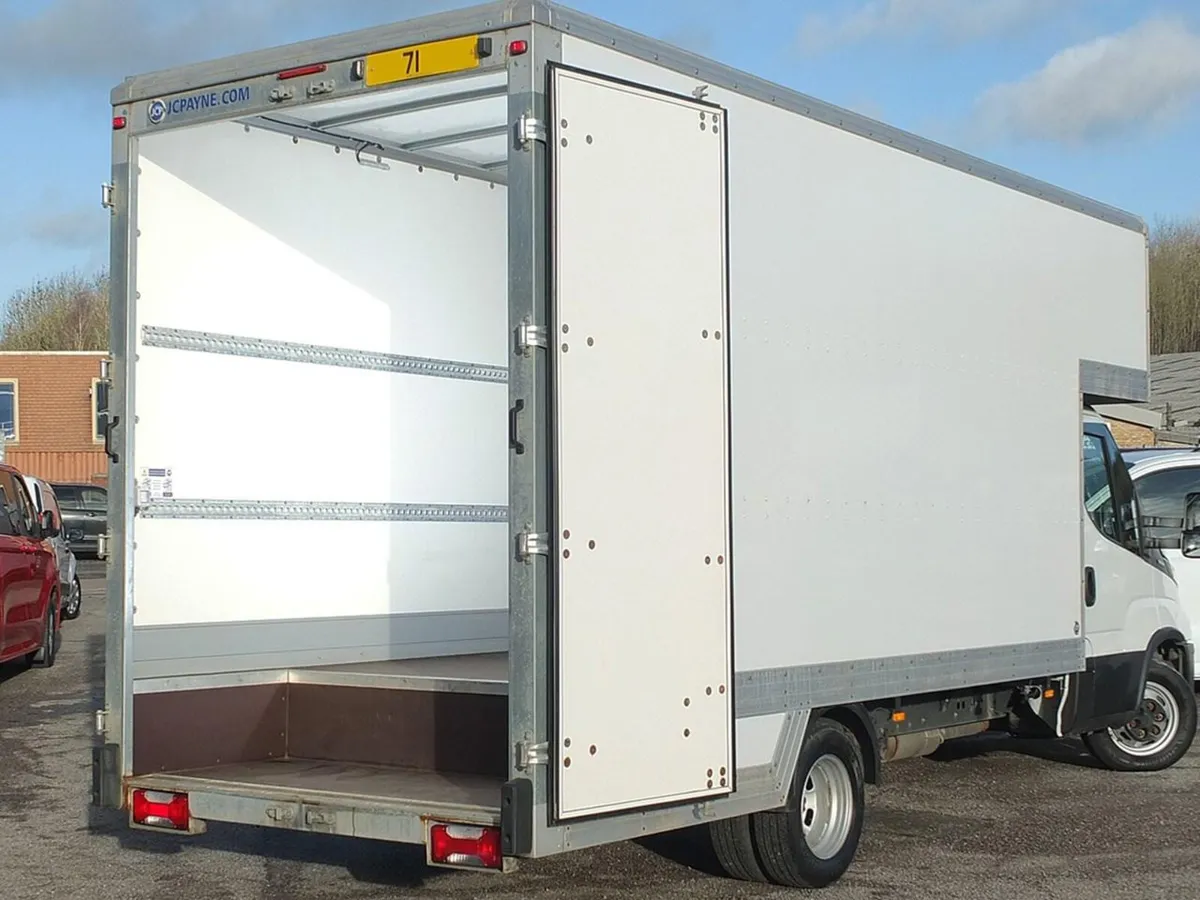 2021 Iveco Daily Luton Box Van - Image 1