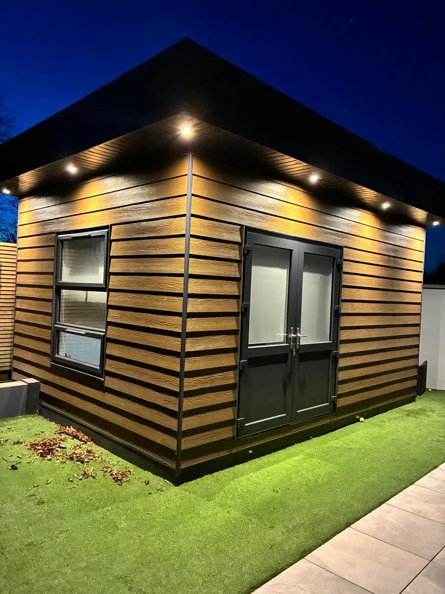 Golf simulator cabin - Image 1