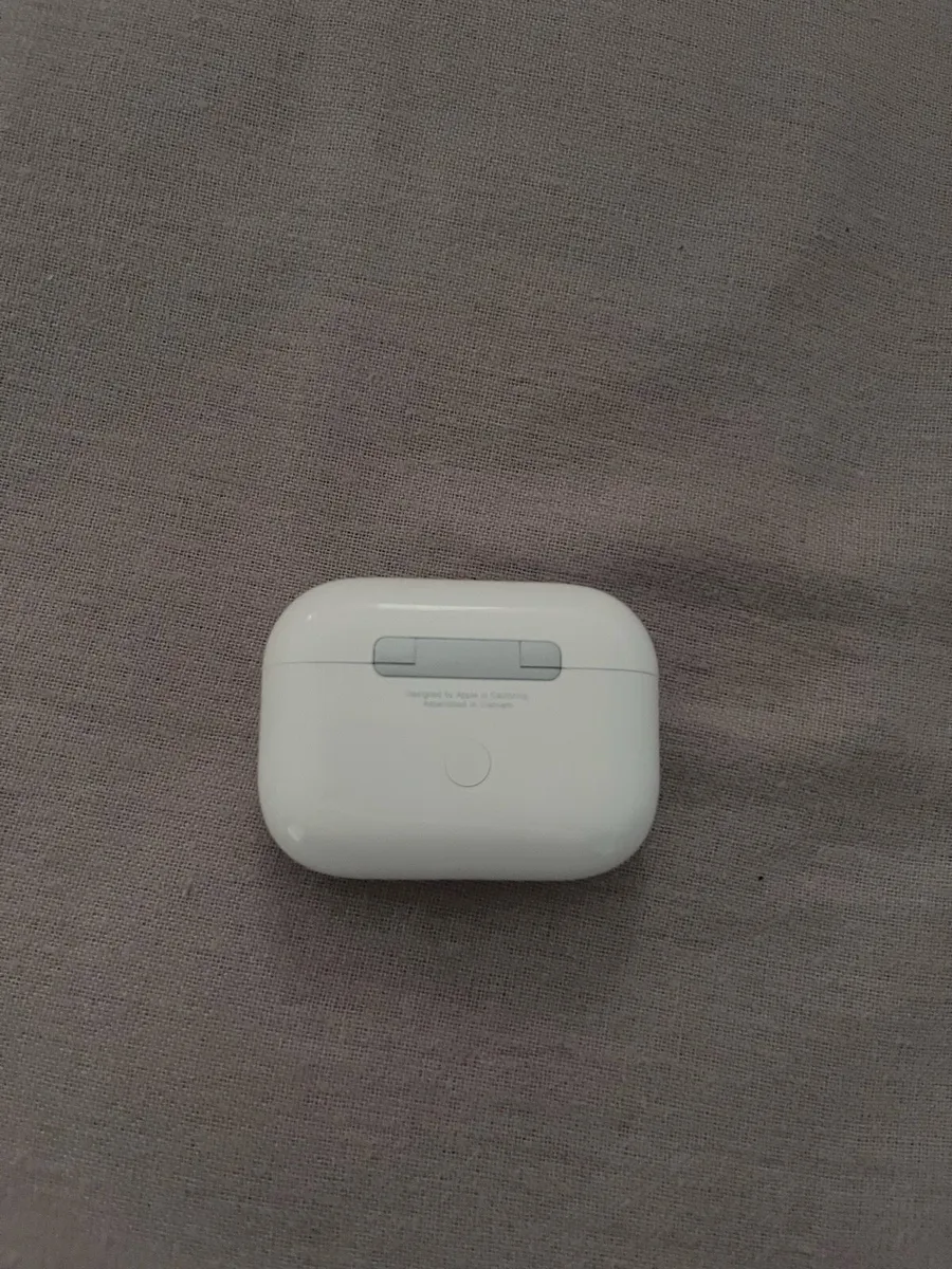AirPod pro 2 - Image 2