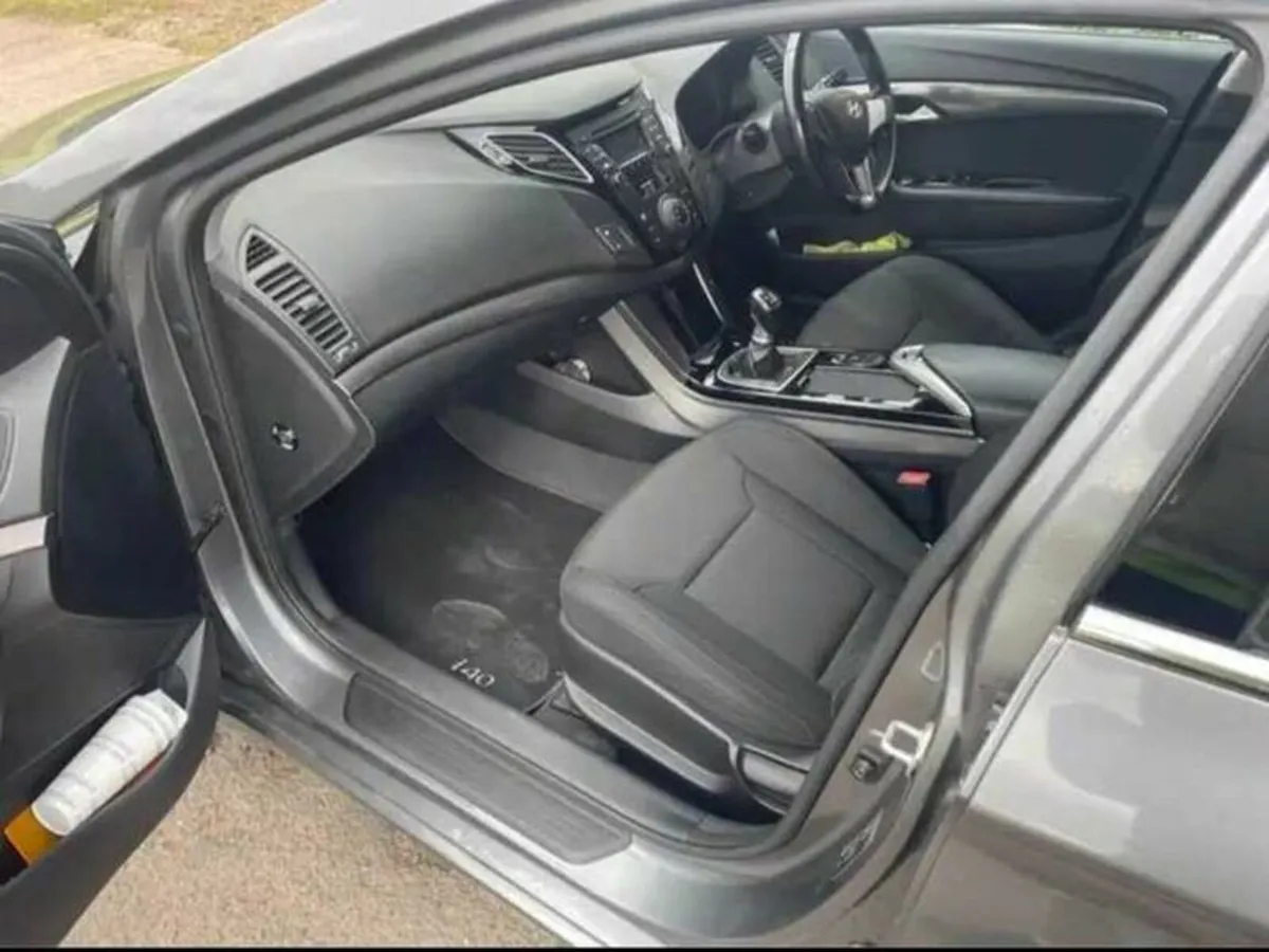Hyundai i40 For Parts/ Breaking   Pm Details   Shi - Image 2