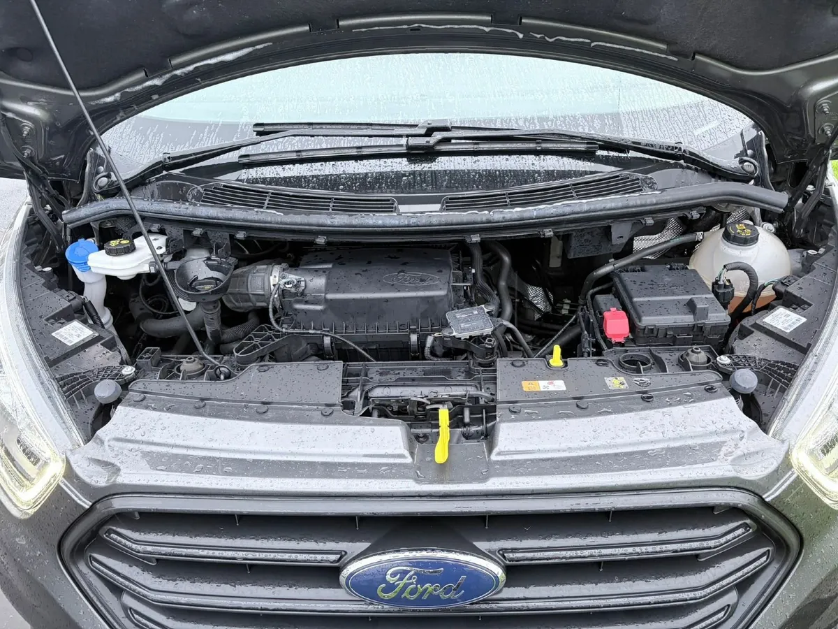 2022 Ford Transit Custom - Image 4