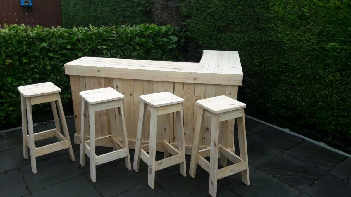 Handmade rustic homebar - Image 2