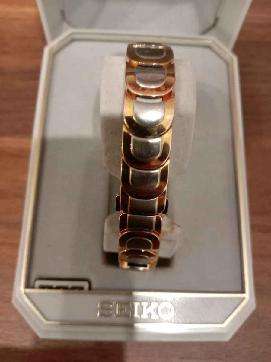 Beautiful ladies watch SEIKO VIVACE - Image 3