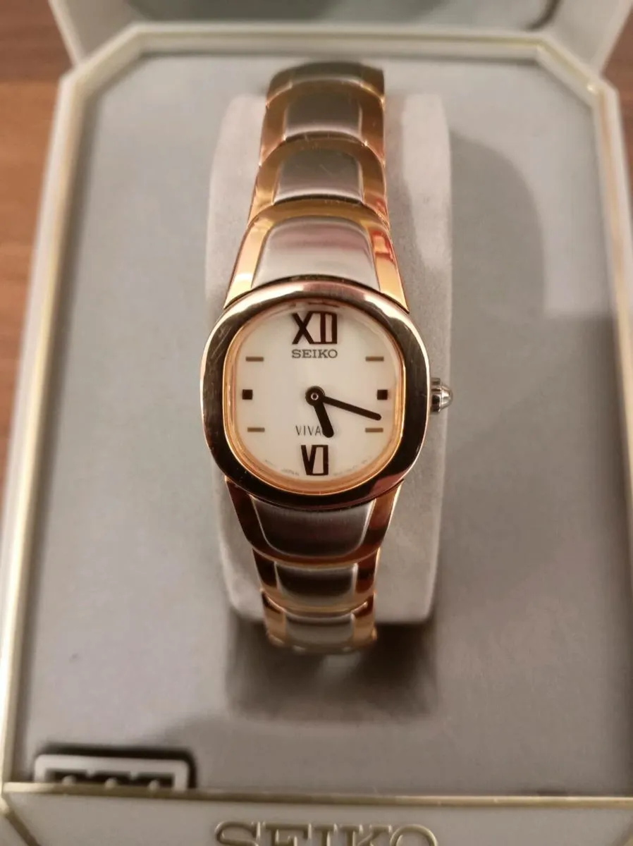 Beautiful ladies watch SEIKO VIVACE - Image 1