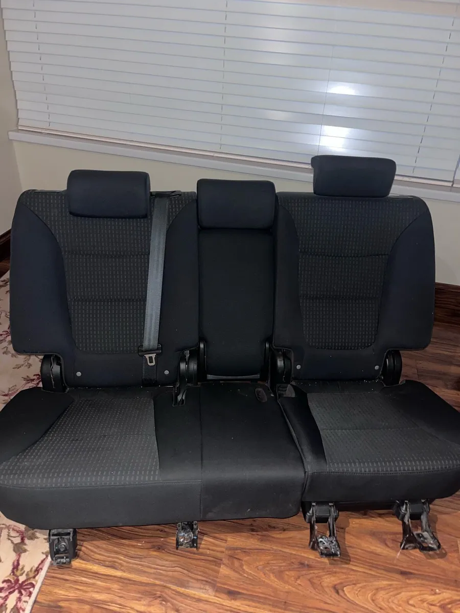 Toyota Land Cruiser rear seat - Image 2