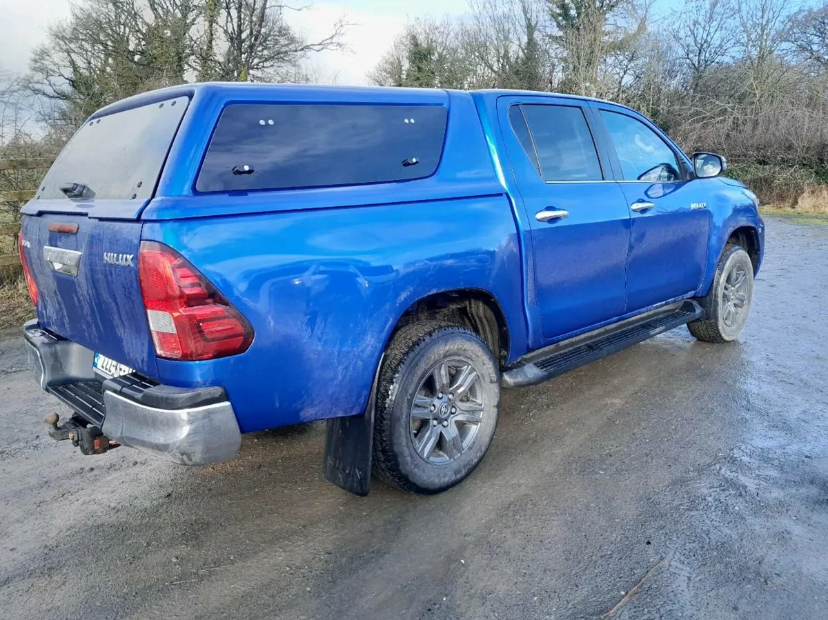 Toyota hilux - Image 2