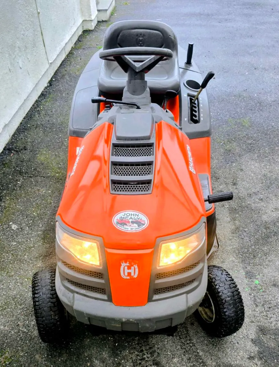Husqvarna tractor mower - Image 1