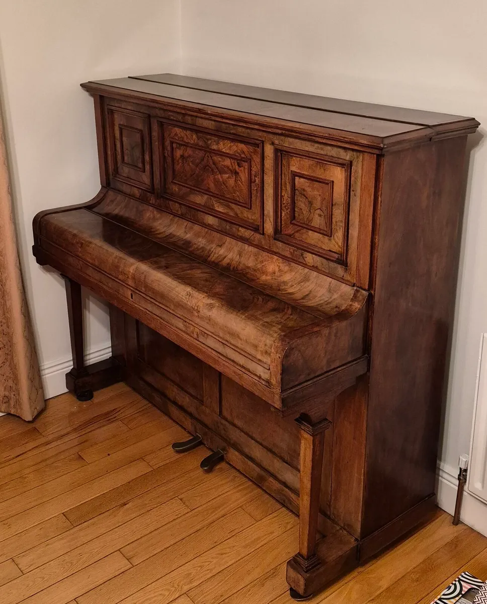 Upright Piano - Image 3