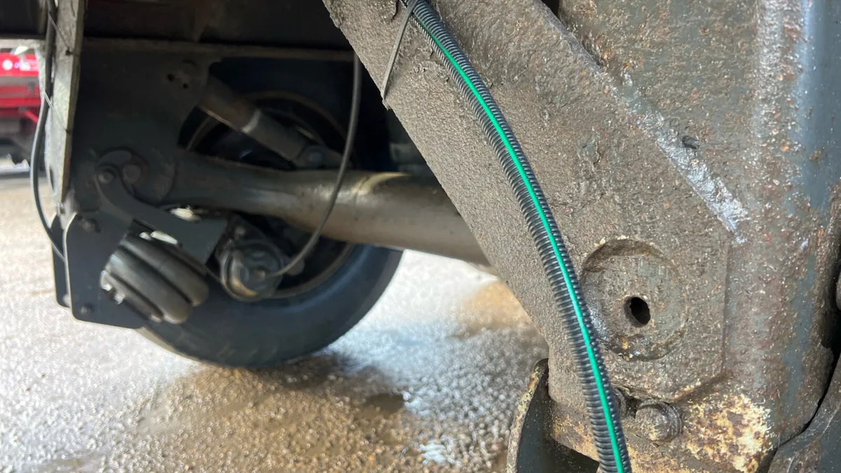 2019 Weightlifter insulated aggregate tipping trai - Image 4