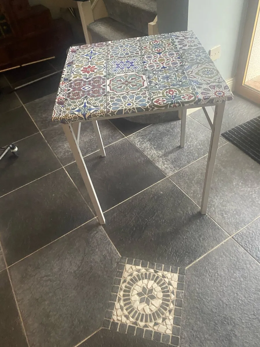 Metal table - Image 3