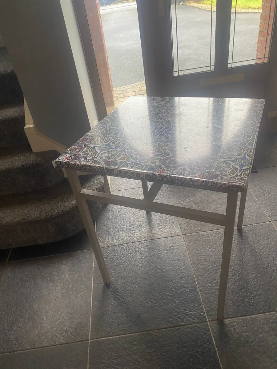 Metal table - Image 4